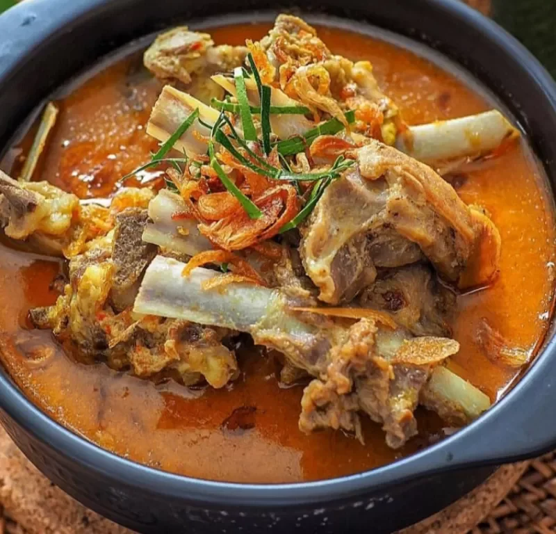 Tengkleng Solo – Gulai Iga Tanpa Santan